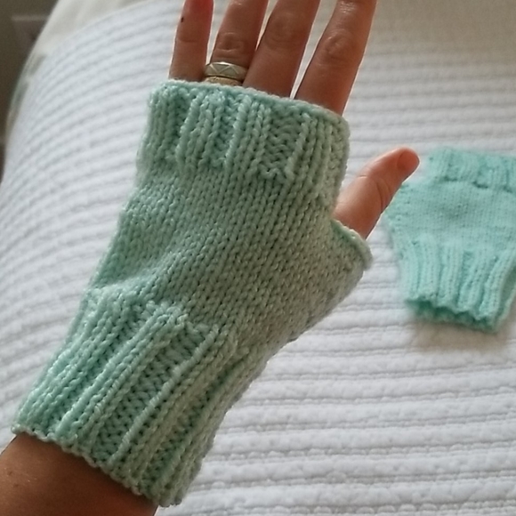 Hand warmers - Picture 2 of 2